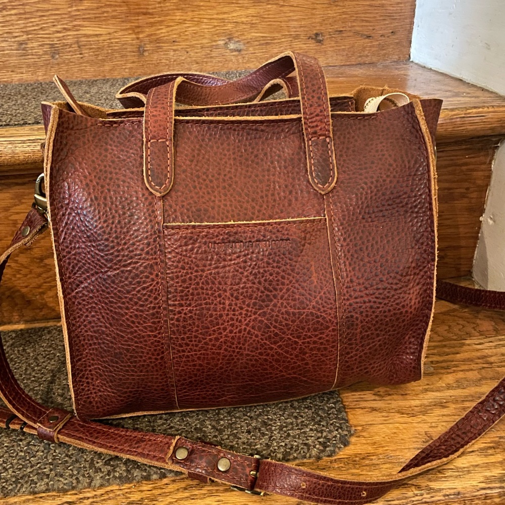 AP Portland Leather Cinnamon Bear Classic Lola Bag